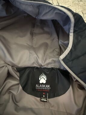 Alaskan Hardgear Puffer Jacket - Gray and Black